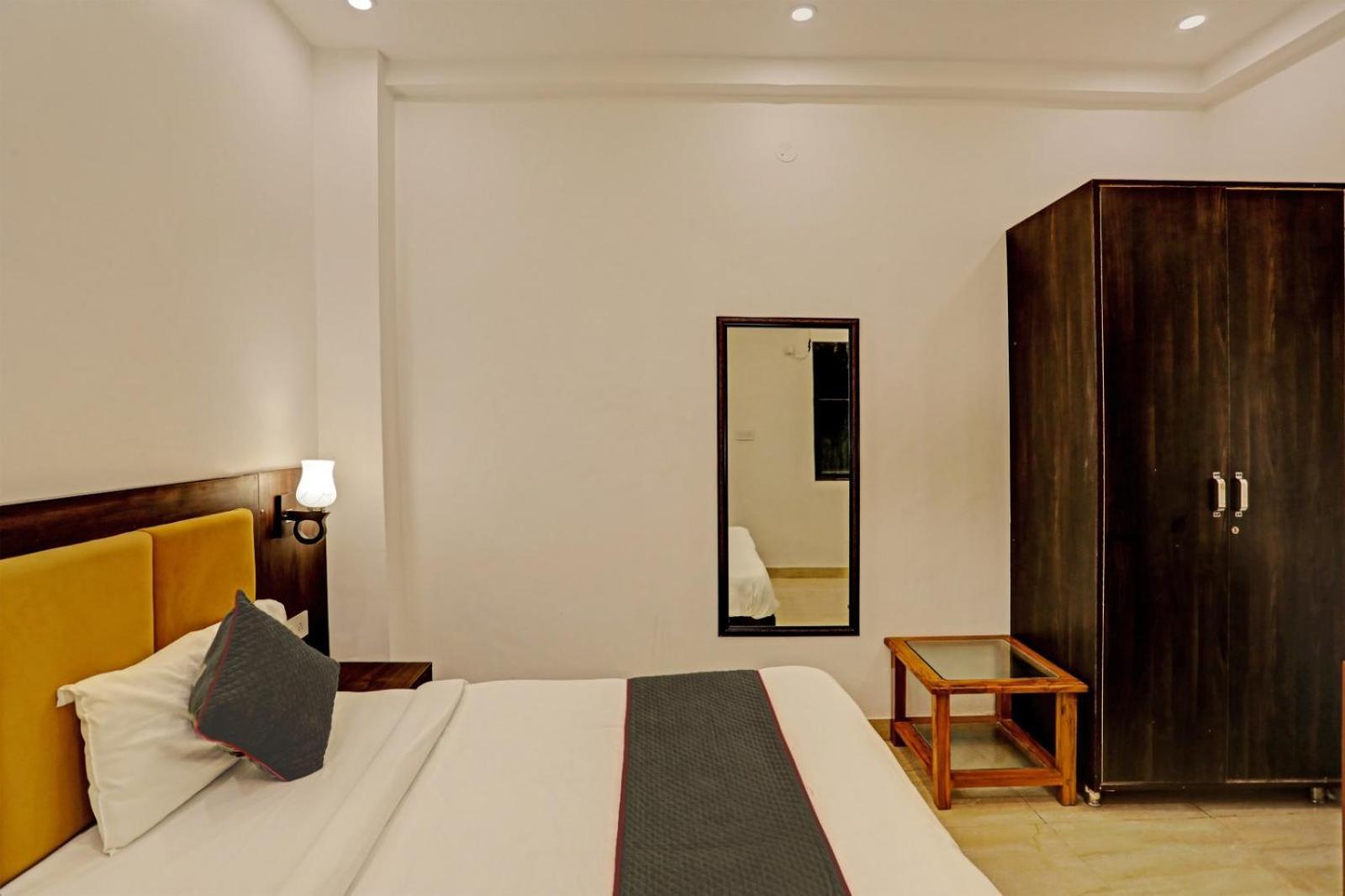 Rose Park Hotel